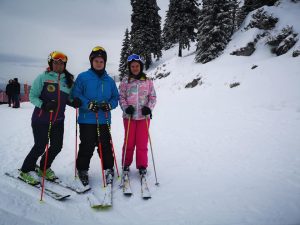 Lectii ski distractive pentru copii in Poiana Brasov cu instructori profesionisti